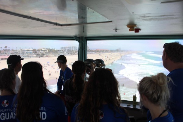 huntington beach pier lifeguard tower